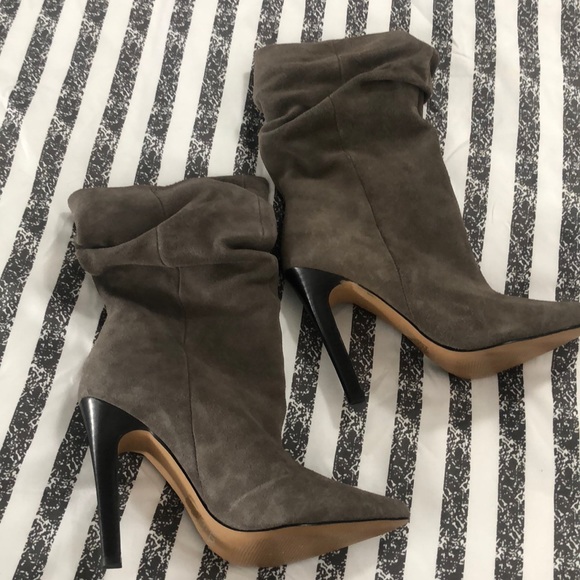gray suede slouch boots
